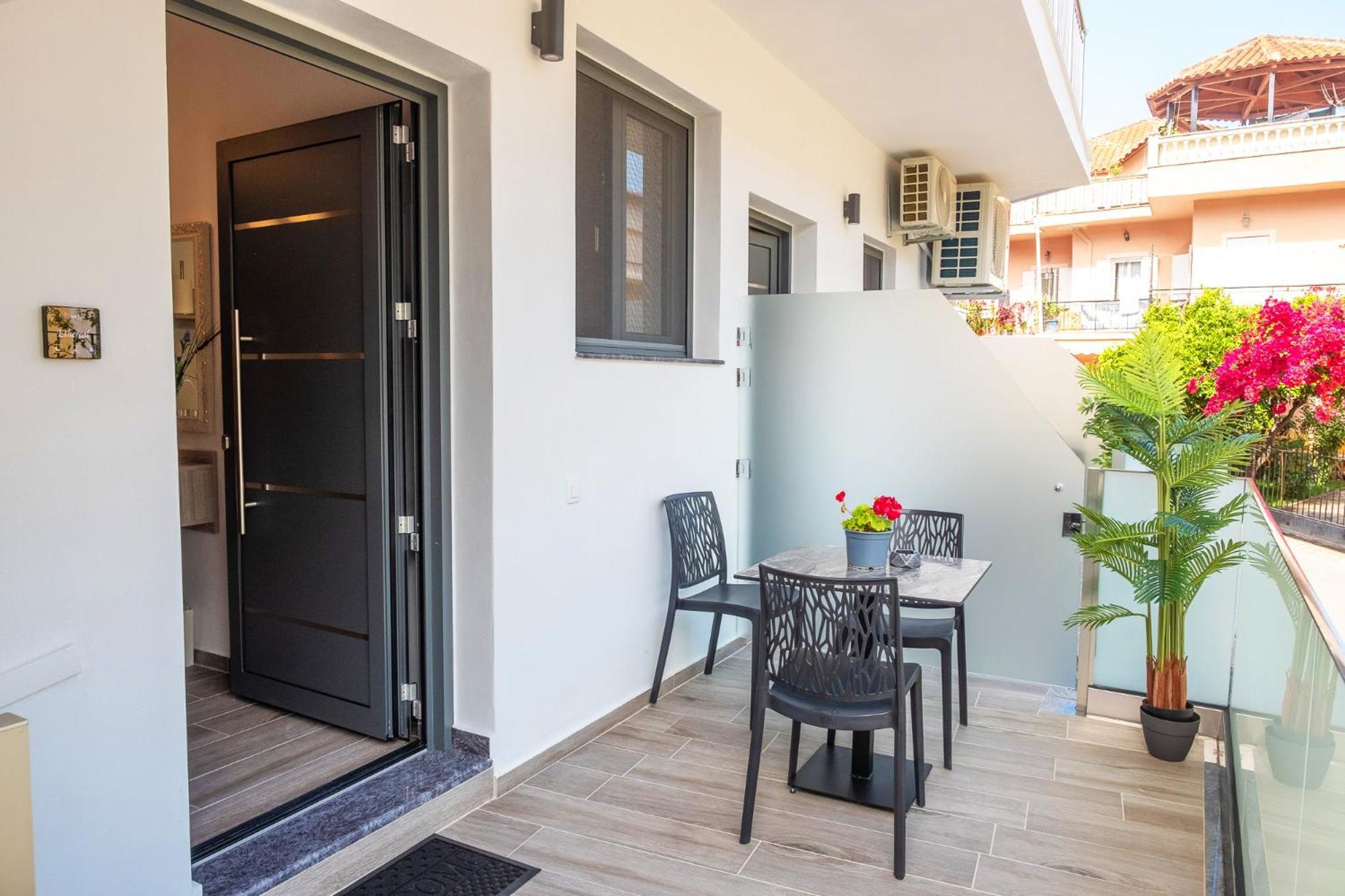 פארגה Serenity Luxe Suites מראה חיצוני תמונה